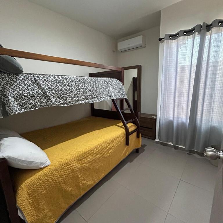 Apartamento en Zona Playa Cerritos - Three-Bedroom Apartment - 13