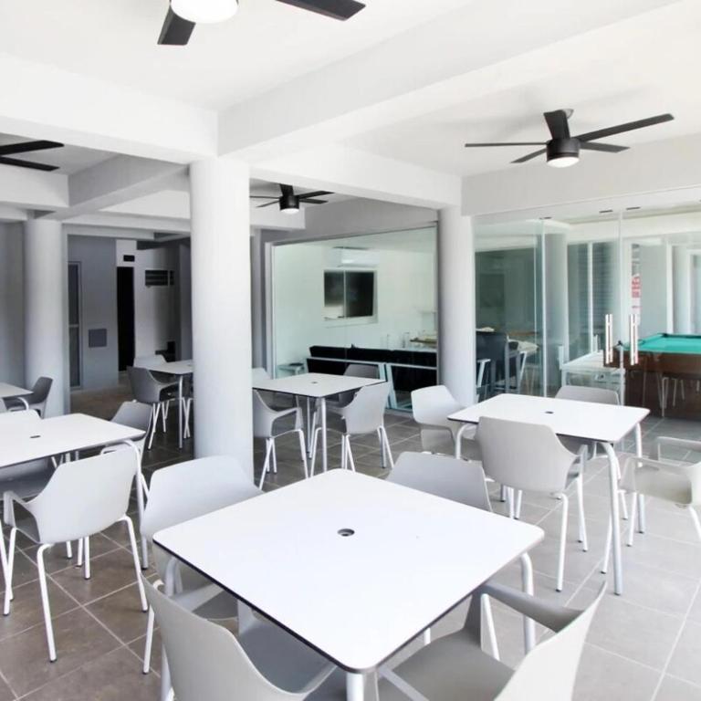 Apartamento en Zona Playa Cerritos - Three-Bedroom Apartment - 17