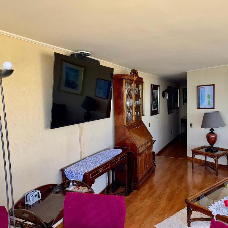 Beautiful and family-friendly on San Martin Avenue - Apartment - 11