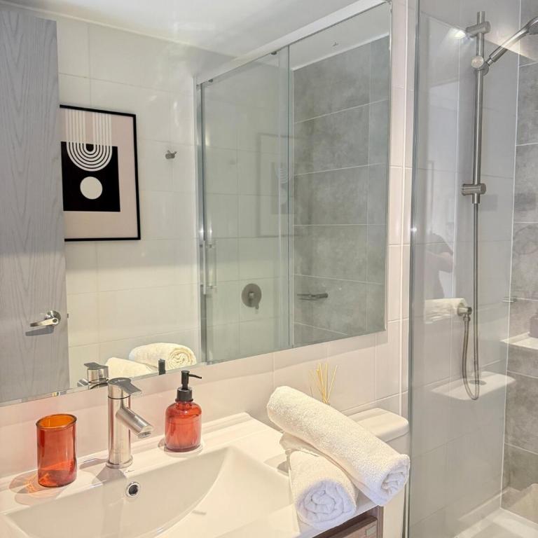 Hermoso Apartamento a pasos de Santa Lucía - Apartamento de 1 dormitorio - 2