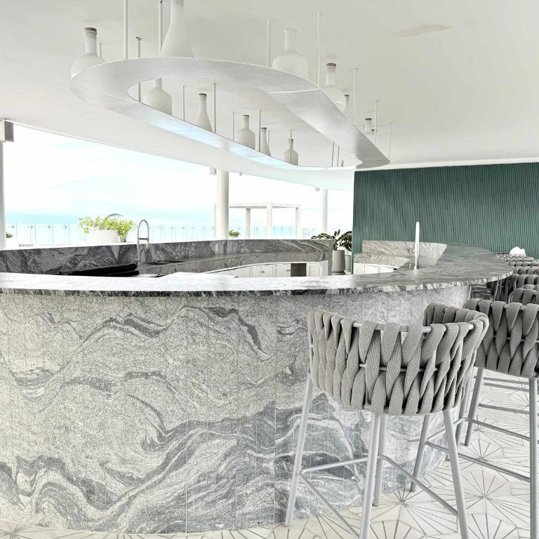 Oceanfront Luxury Escape Bolongo 3BR - Apartamento - 46
