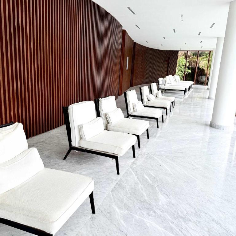 Oceanfront Luxury Escape Bolongo 3BR - Apartamento - 61
