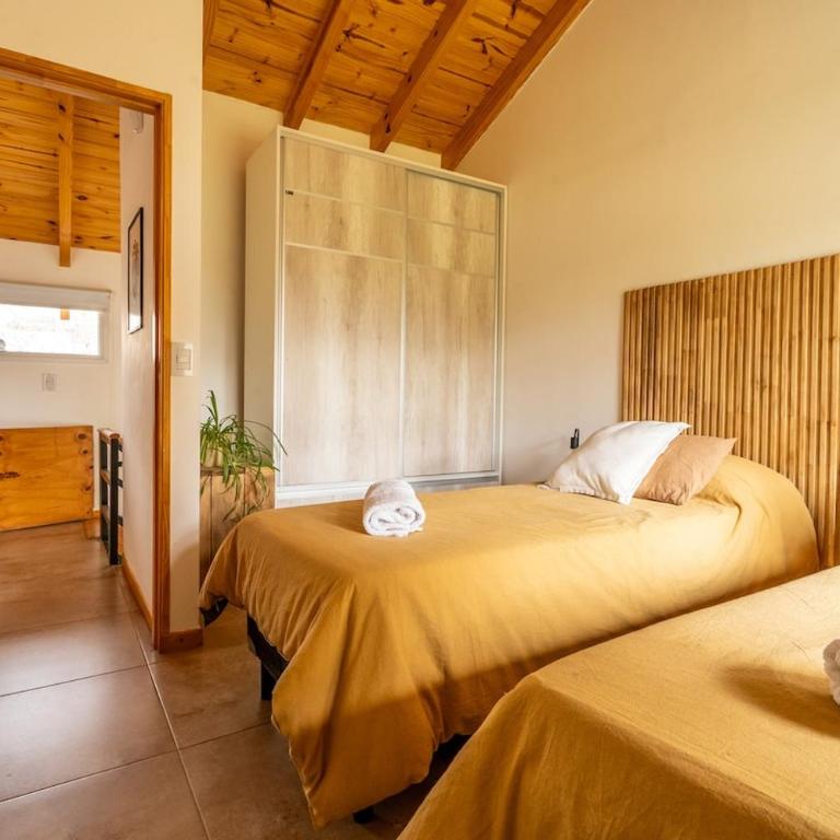 Moderna y cálida casa a metros del lago y la playa - Casa de 3 dormitorios - 22