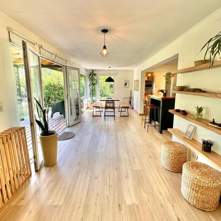 Moderna y cálida casa a metros del lago y la playa - Casa de 3 dormitorios - 66