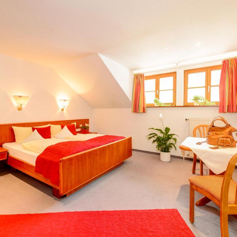 Familien- und Wellnesshotel "Viktoria" - Suite (28) - 2