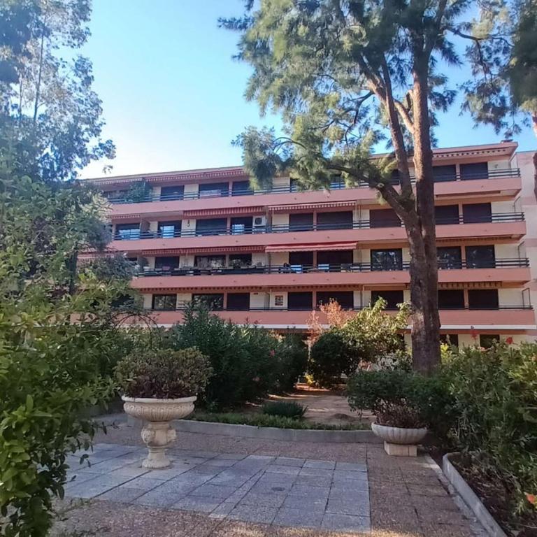 Appartement 2 pièces avec climatisation à Cavalaire-sur-Mer - FR-1-226B-246 - Apartment - 1