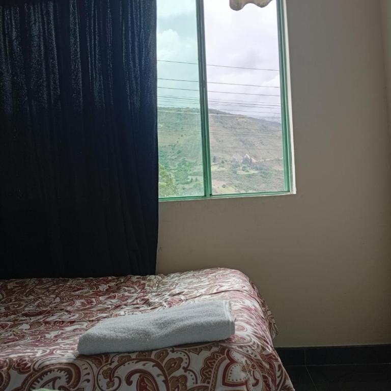 Hostal ML las tres B - Habitación Doble con vistas a la montaña - 8