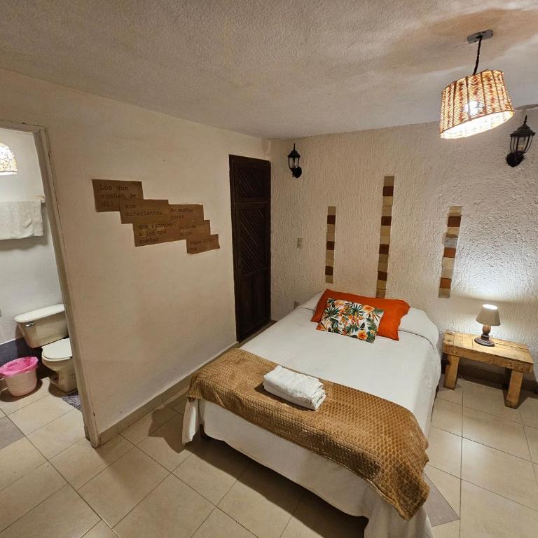 La Casita de Arte - Double Room with Private Bathroom - 3