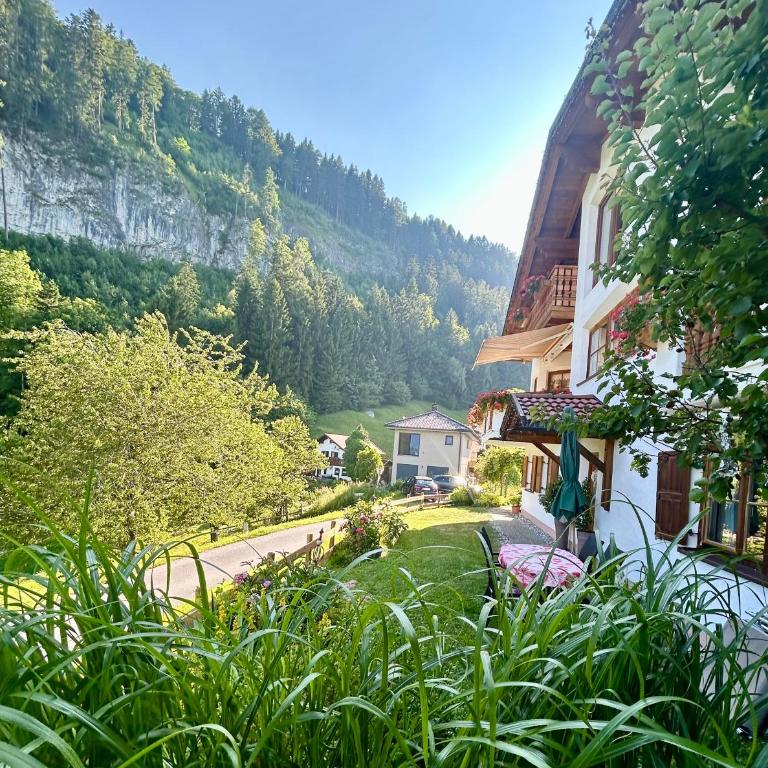 Haus Susanne - Two-Bedroom Apartment with Mountain View - 6