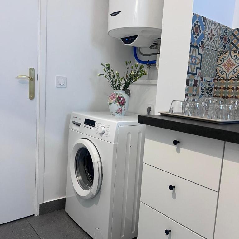 VILLA VLAS - Chambre d'Hôte - Limoges - Appartement 1 Chambre avec Balcon - 12