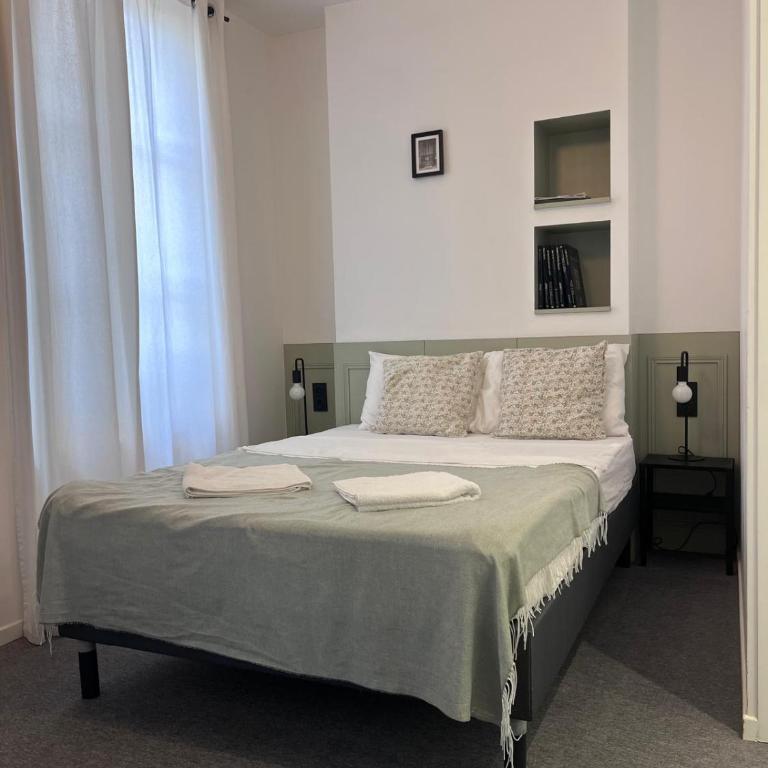 VILLA VLAS - Chambre d'Hôte - Limoges - Chambre Double avec Salle de Bains Privative - 1
