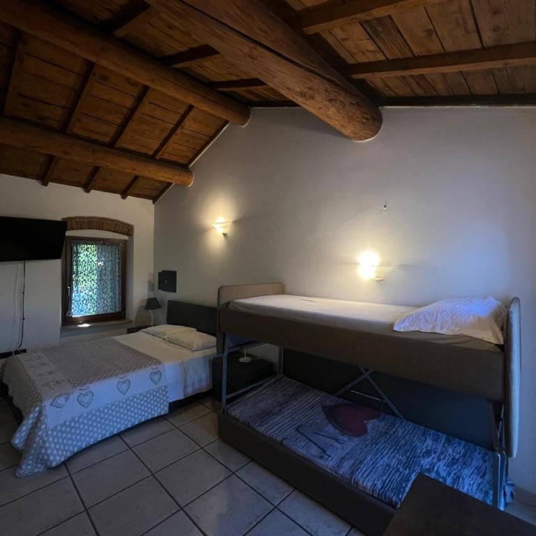 Villa Broglia House - Three-Bedroom Apartment - 5