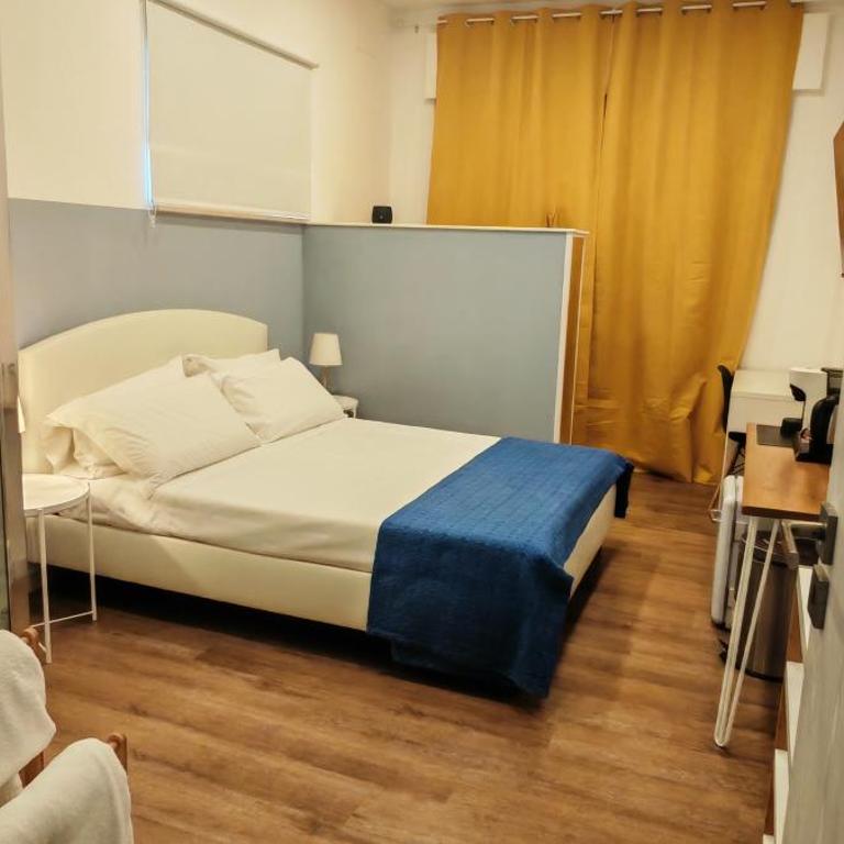 B&B SMARTFIT HOUSE - Room & Relax in Pescara - Camera Matrimoniale con Bagno Privato - 3