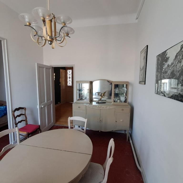 Grand appartement au cœur d'Avignon - Apartment mit 3 Schlafzimmern - 25