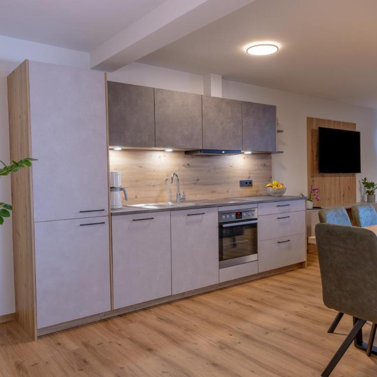 Haus Silvia - Appartement 3 Chambres - 10