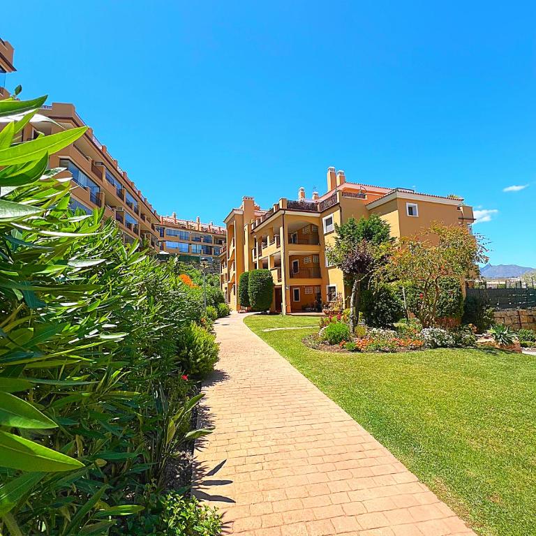 Calanova Golf Holidays by Residea - Apartamento de 2 dormitorios con vistas a la montaña - 57