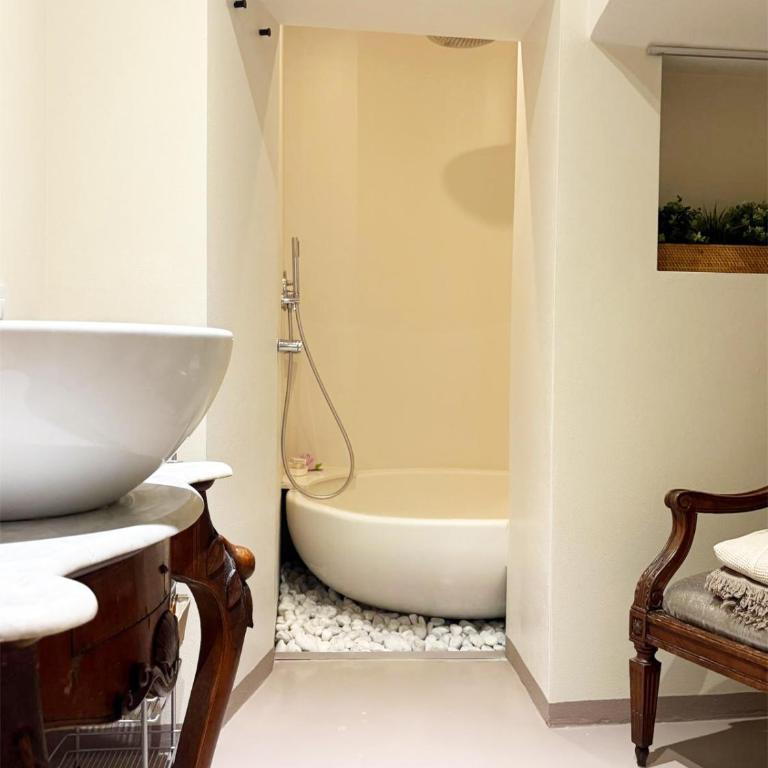 Landing rooms monolocale con ingresso indipendente - Studio - 8
