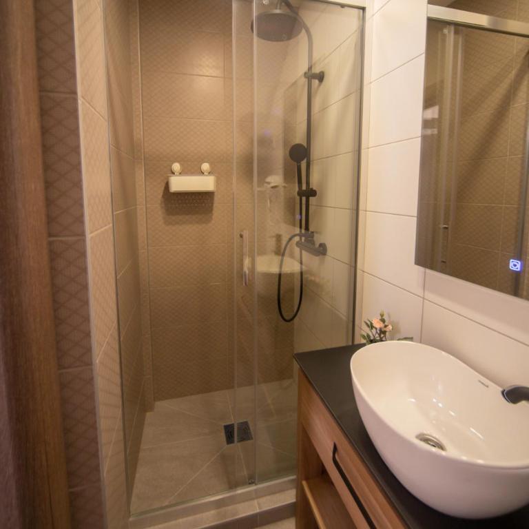 Hidden Gem City Center - Apartman sa 1 Spavaćom Sobom - 2
