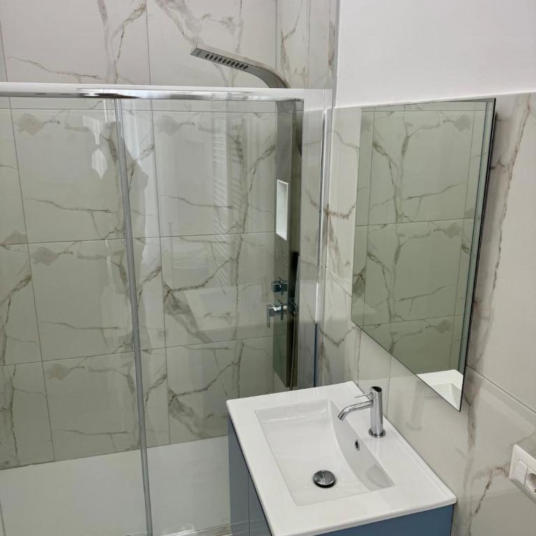 Sea Suite - Hydromassage - Sea - One-Bedroom Apartment - 10