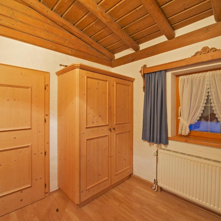 Holzschnitzers Appartements - Apartment mit Balkon - 10