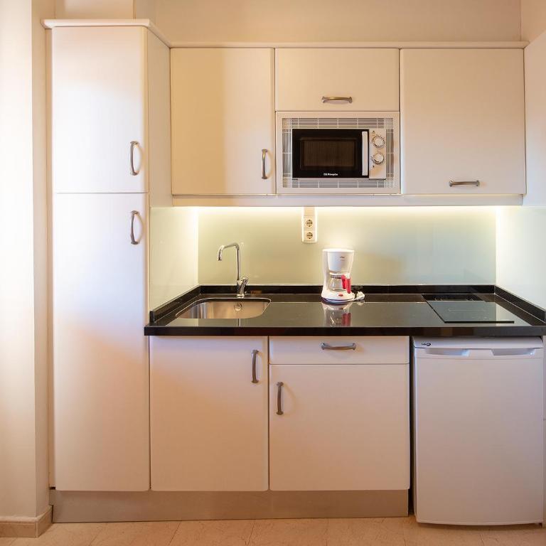 Fuengirola Beach Apartamentos Turísticos - Apartamento de 2 dormitorios (5-6 adultos) - 4