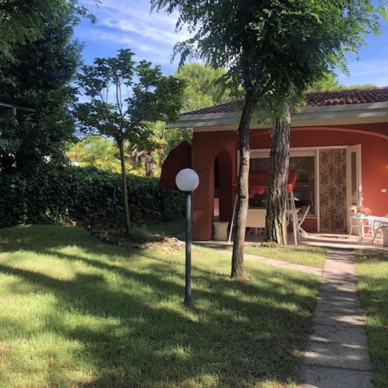 Beautiful villa near the beach - Villa - 25