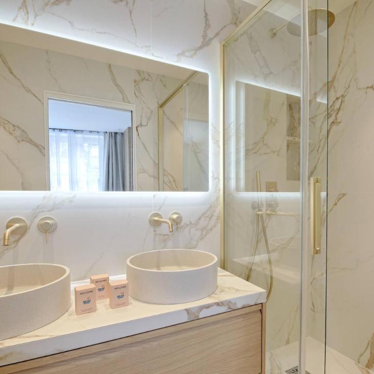 Heart Marais Luxury 2BR AC by Melvane - Appartement - 15