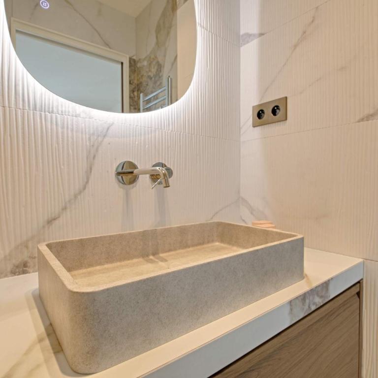 Heart Marais Luxury 2BR AC by Melvane - Appartement - 17