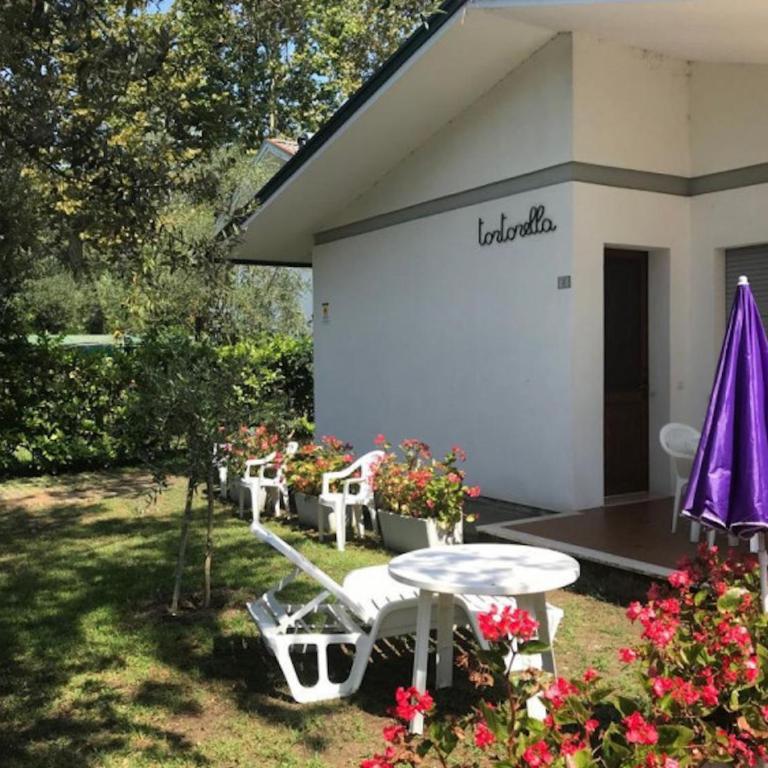 Villa with an amazing garden - Villa - 1