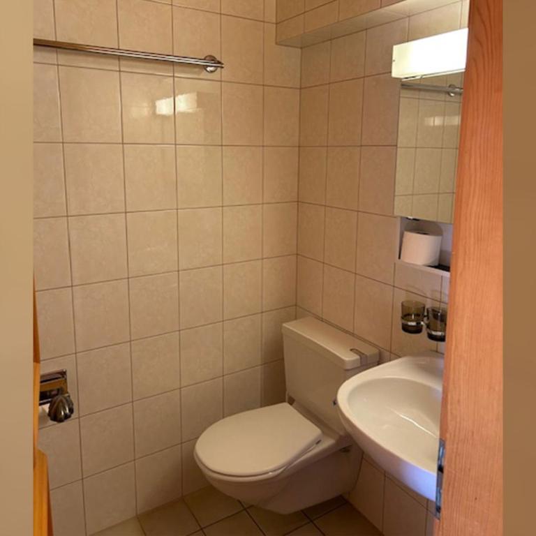 Chalet Val Roc - Dachwohnung West - Apartment mit 2 Schlafzimmern und Balkon - 10