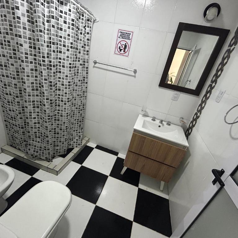 Departamento Rojas 1 - Two-Bedroom Apartment - 9