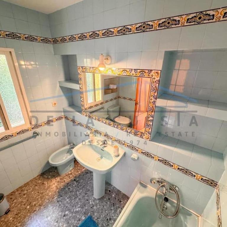 Villa Marietta, private pool villa with sea views and terrace, perfect for families and remote stays - Casa de 3 dormitorios - 27