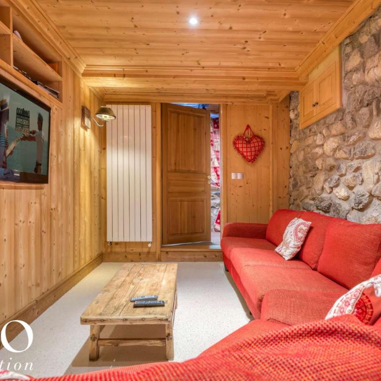 Chalet La Sapinière Méribel les 3 Vallées by HILO Collection - 10 people - Pool table, foosball and PS5 - Chalet - 8