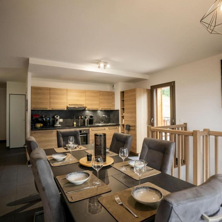 Appartement spacieux 4 pièces pour 7 pers., terrasse, garage - FR-1-676-178 - Appartement - 1