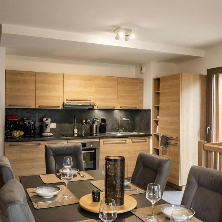 Appartement spacieux 4 pièces pour 7 pers., terrasse, garage - FR-1-676-178 - Appartement - 2