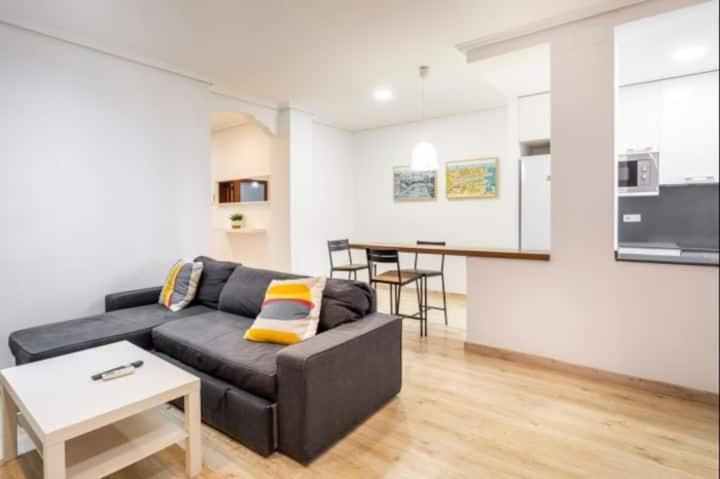 Centrico, 2 habitaciones, confort ascensor,wifi AC - Two-Bedroom Apartment - 3