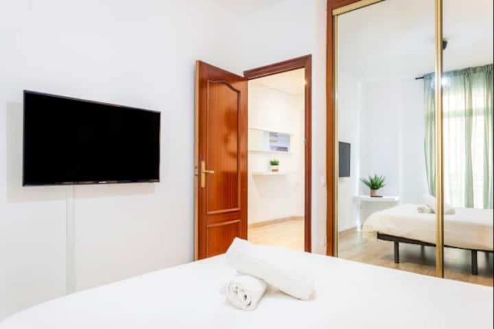 Centrico, 2 habitaciones, confort ascensor,wifi AC - Two-Bedroom Apartment - 7