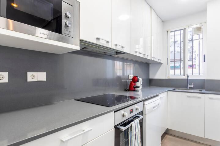 Centrico, 2 habitaciones, confort ascensor,wifi AC - Two-Bedroom Apartment - 11