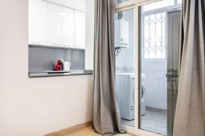 Centrico, 2 habitaciones, confort ascensor,wifi AC - Two-Bedroom Apartment - 18