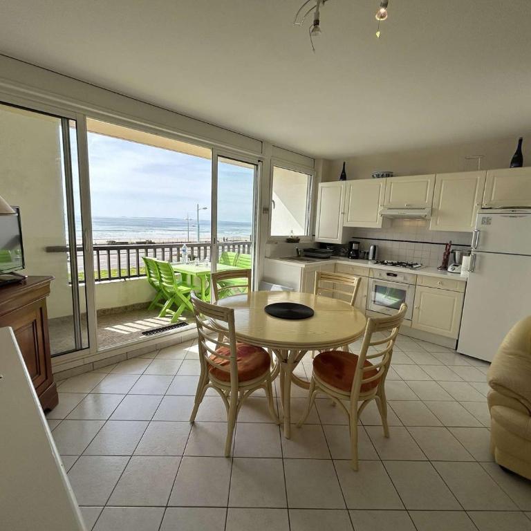 Appartement 3 pièces, balcon face mer, Saint-Jean-de-Monts - FR-1-224C-136 - Appartement (4 Adultes) - 1