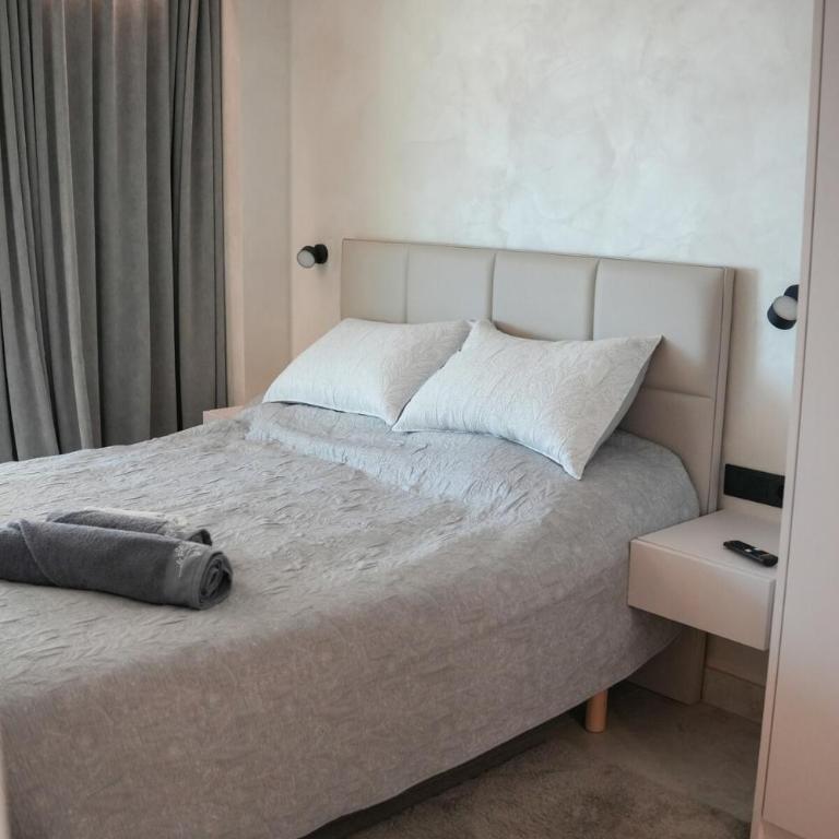 Sucro Playa Apartment - Two-Bedroom Apartment - 25