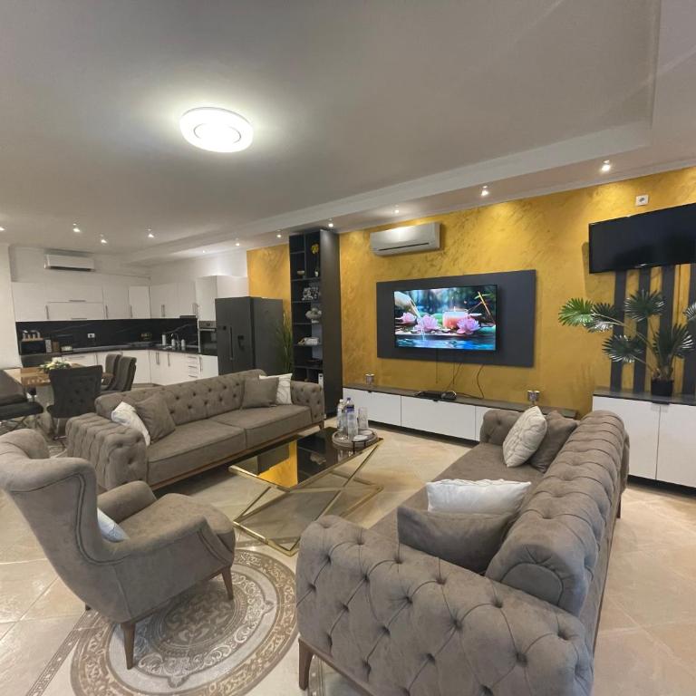 Luxury Villa Euphoria - Three-Bedroom Villa - 5