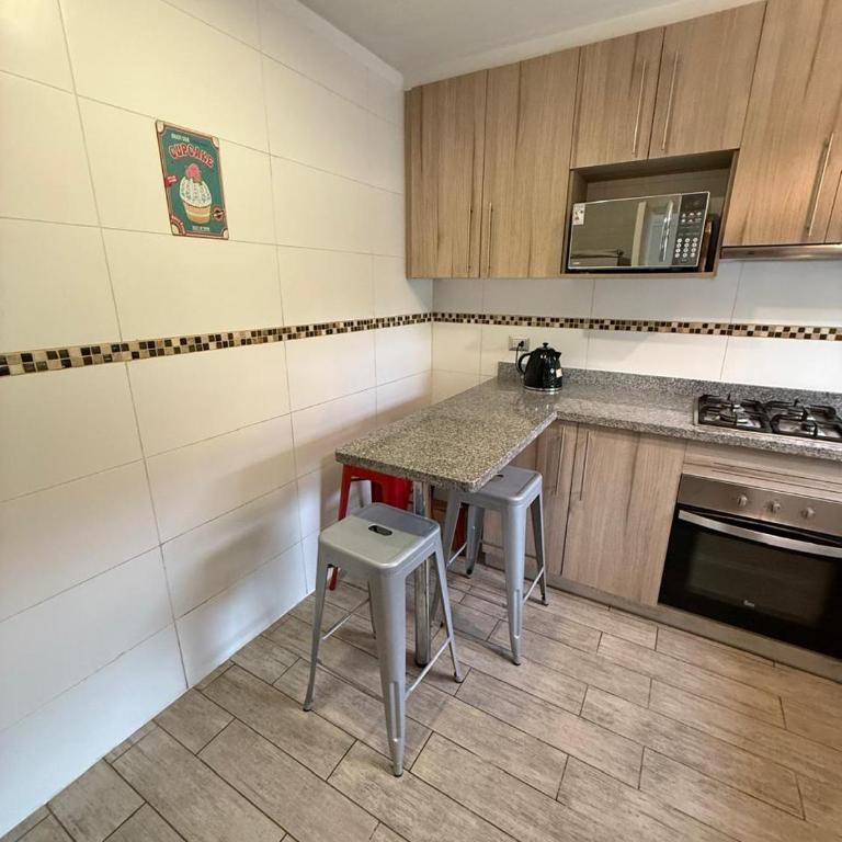 Casa familiar en Pucón cómoda y bien ubicada - Three-Bedroom House - 16