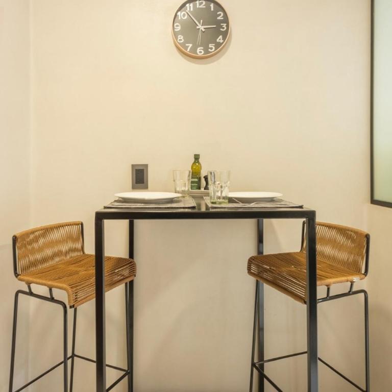 Vive con confort, diseño y balcón - Apartamento de 1 dormitorio - 34