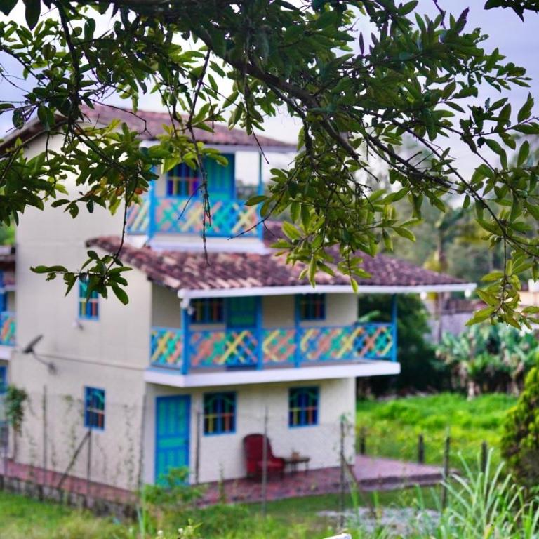 Casa de 7 habitaciones cerca al pueblo de Guatapé - Seven-Bedroom House - 11