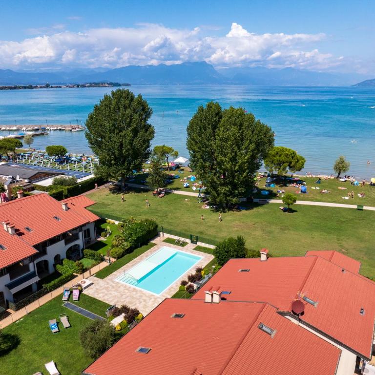Luci sul Lago - Appartamento con 2 Camere da Letto - 52