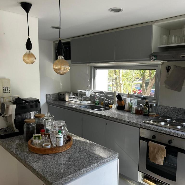 Apartamento amplio y moderno en Punta del Este - Two-Bedroom Apartment - 9