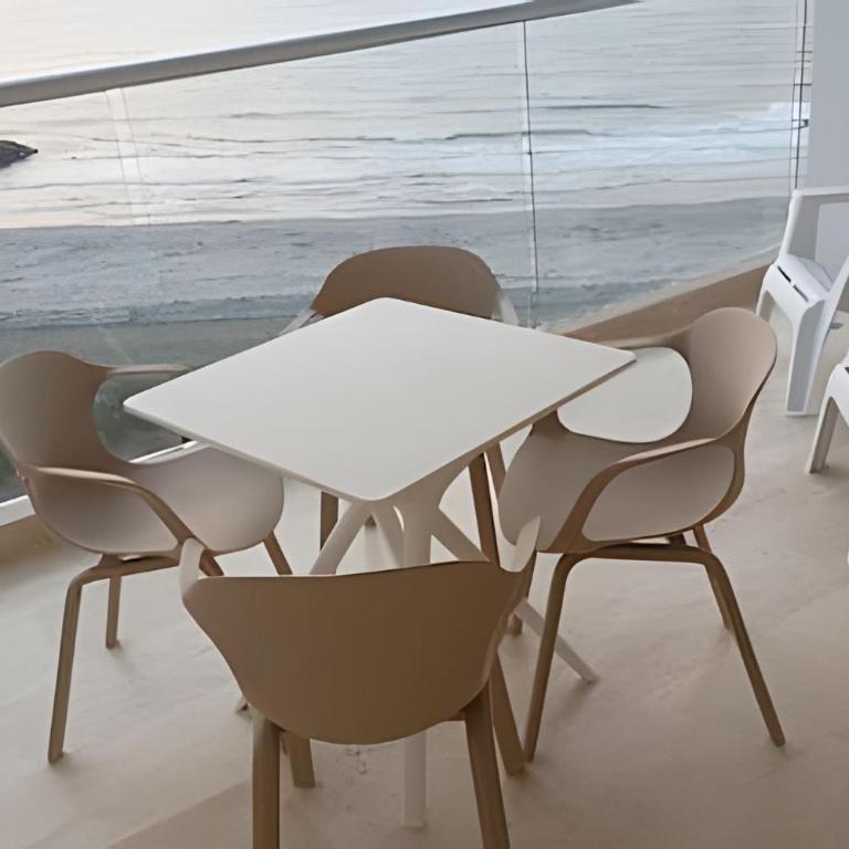 Aparta suite frente al mar 6150 - Apartamento - 37