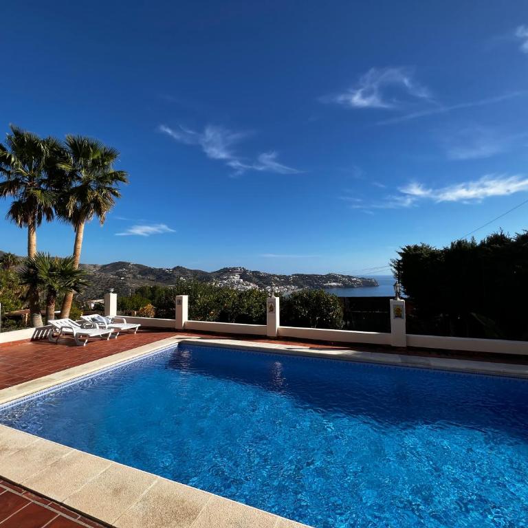 Villa Marietta, private pool villa with sea views and terrace, perfect for families and remote stays - Casa de 3 dormitorios - 44