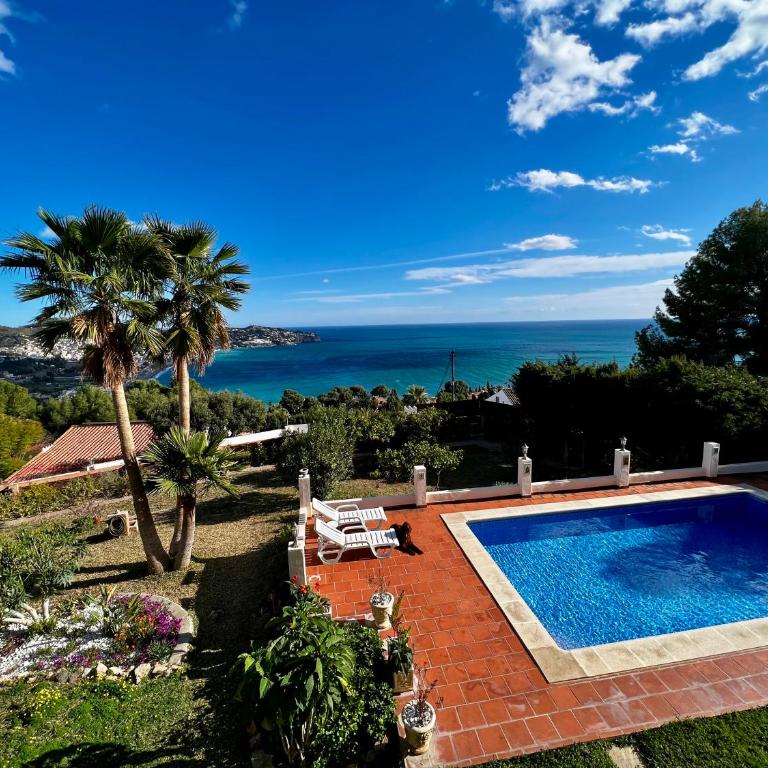 Villa Marietta, private pool villa with sea views and terrace, perfect for families and remote stays - Three-Bedroom House - 1